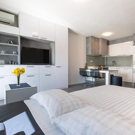 Apartment Zagreb, 0-24, Self Service Check-In, Free Parking Exterior photo