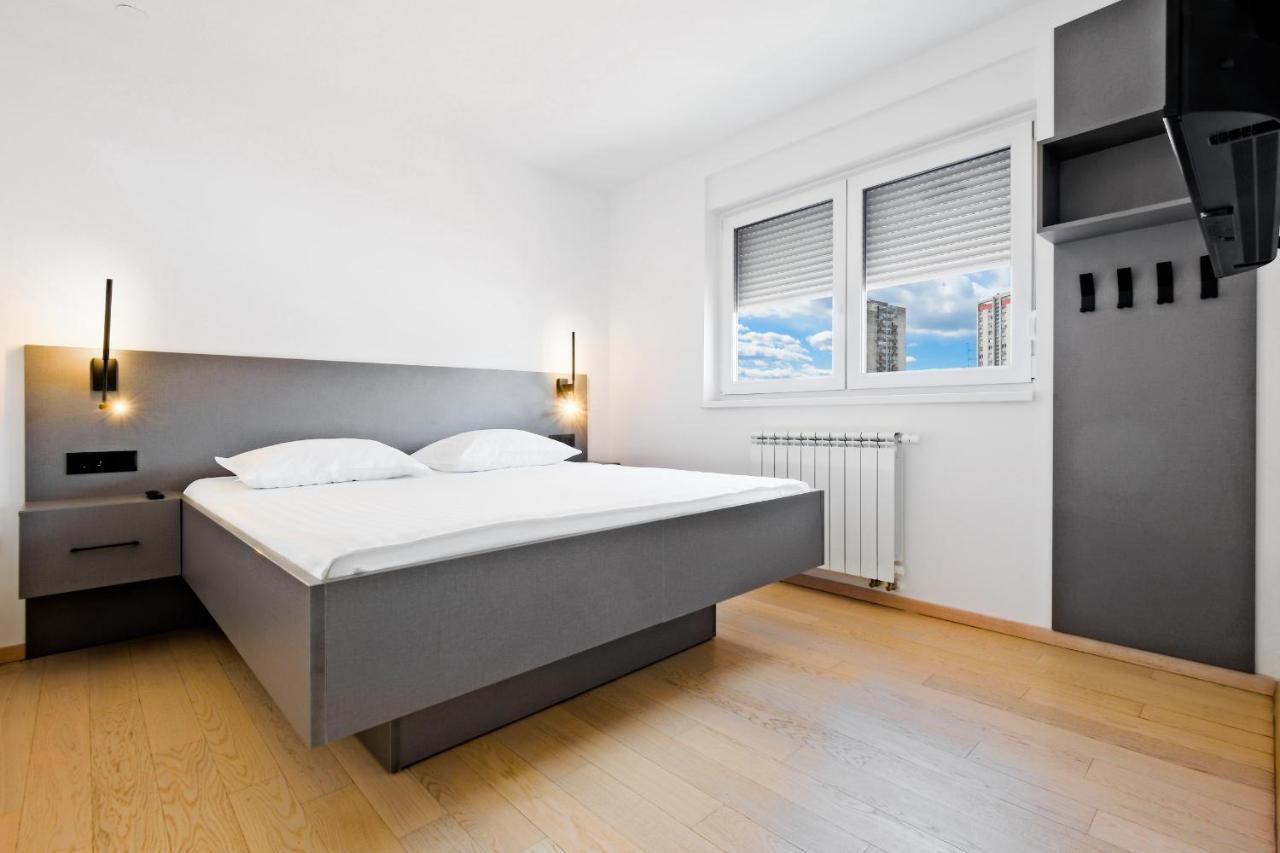Apartment Zagreb, 0-24, Self Service Check-In, Free Parking Exterior photo